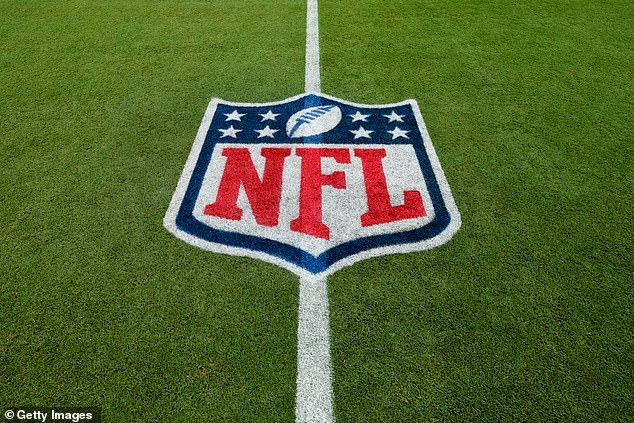 103299267-15227211-The_NFL_have_issued_a_warning_to_players_in_the_league_following-a-19_17614256641.jpeg