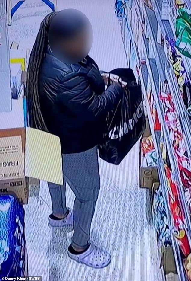 103312655-15227027-SPOTTED_Evidence_on_the_app_can_be_used_with_CCTV-a-1_1761417844331.jpg