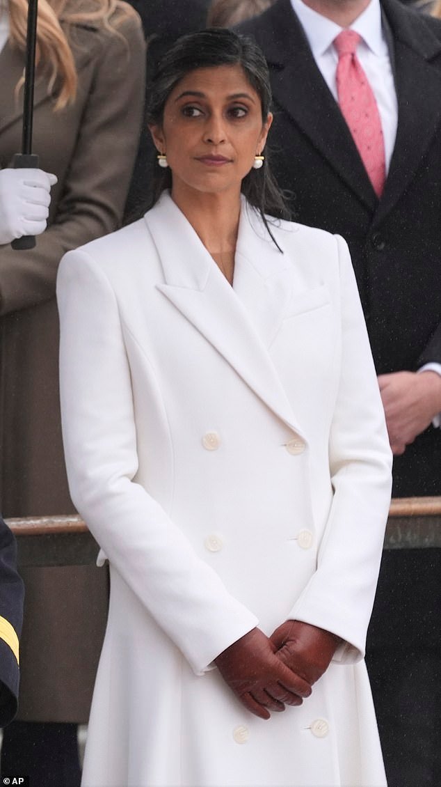 103324867-15228441-Melania_Trump_and_Usha_Vance_arrive_before_President_elect_Donal-m-8_176148506090.jpeg