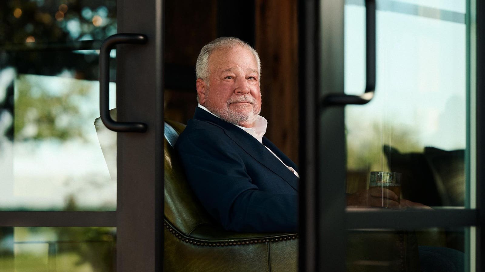 Este multimillonario construyó un campo de golf de $ 50 millones para que su esposa tuviera un lugar para balancearse, como un idiota