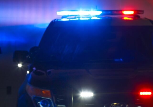 1761634650_SUT-L-ICON-Police-Car-02.jpg