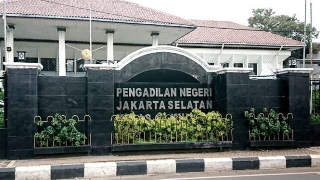 5fd0a6a26d404-pengadilan-negeri-jakarta-selatan-pn-jaksel_665_374.jpg