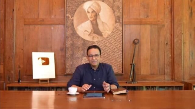 66d24b181e8d3-anies-baswedan-mengunggah-video-dengan-background-foto-pangeran-diponegoro_665_374.jpg