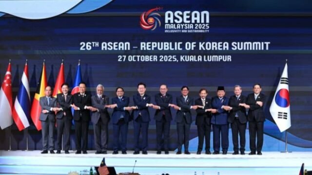 68ff3d88414ef-konferensi-tingkat-tinggi-ktt-ke-26-asean-republik-korea_665_374.jpg