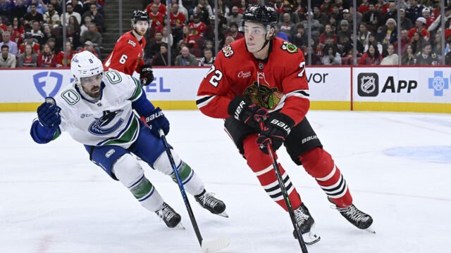 Alex-Vlasics-humble-reaction-to-major-Blackhawks-leadership-honor.jpg