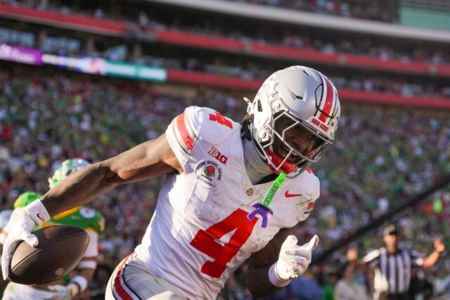 CFP_Rose_Bowl_Football_60760_914937.jpg
