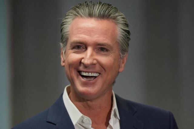 California_Governor_61400-1.jpg