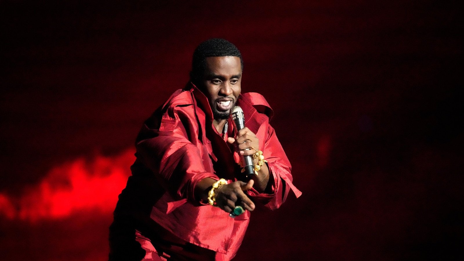 SHAN ‘DD’ COMBS ‘Carrera y un cronograma de problemas legales serán castigados por él