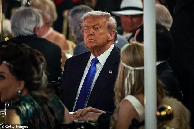El juez ordenó a la administración Trump financiar los beneficios de SNAP con fondos de contingencia durante el cierre.