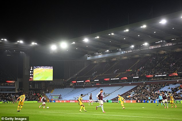Israel ha acusado a la policía de West Midlands de ser “antisemita” por prohibir por la fuerza a los aficionados del Maccabi Tel Aviv viajar a Villa Park.