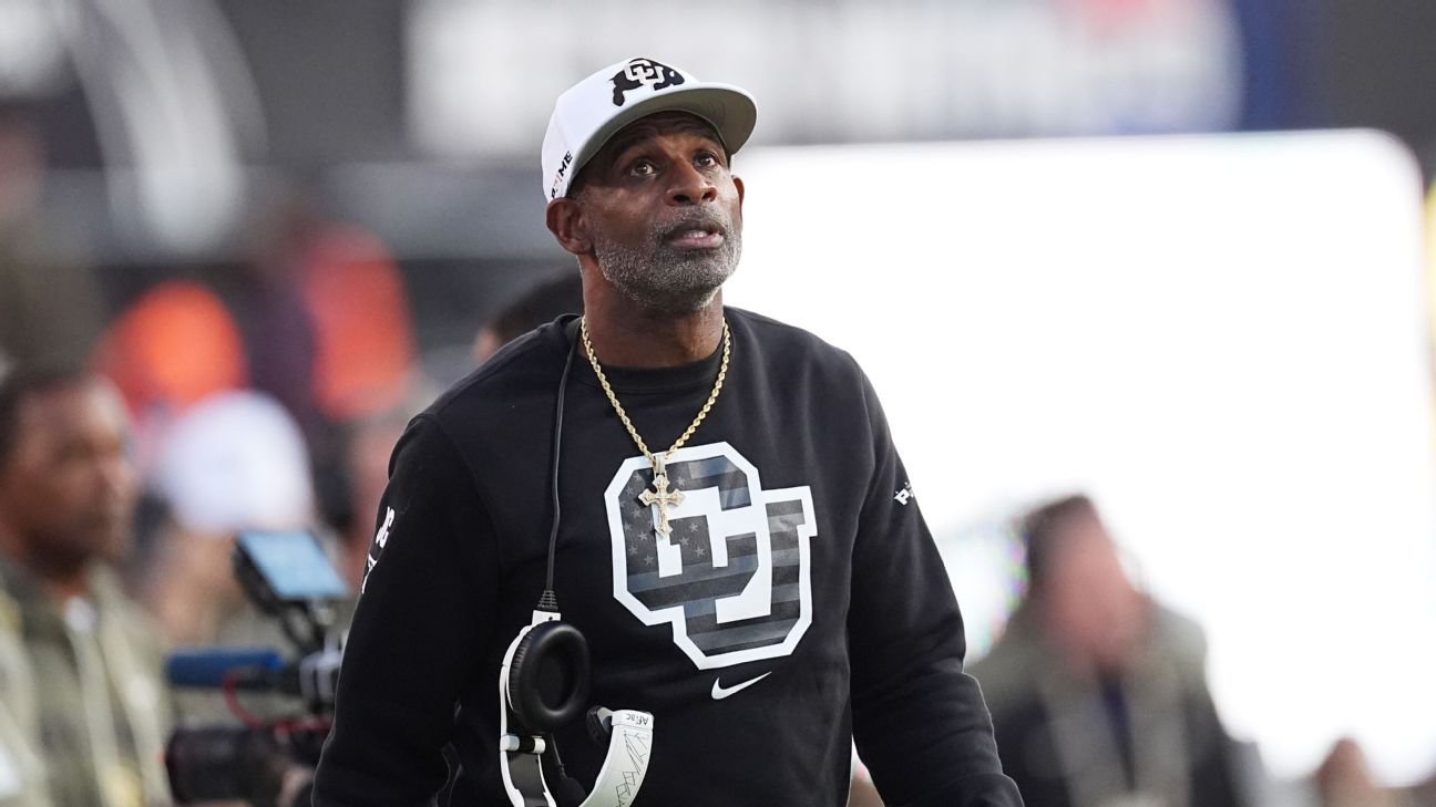 Deion Sanders de Colorado bloqueó las entrevistas con los jugadores después de la derrota