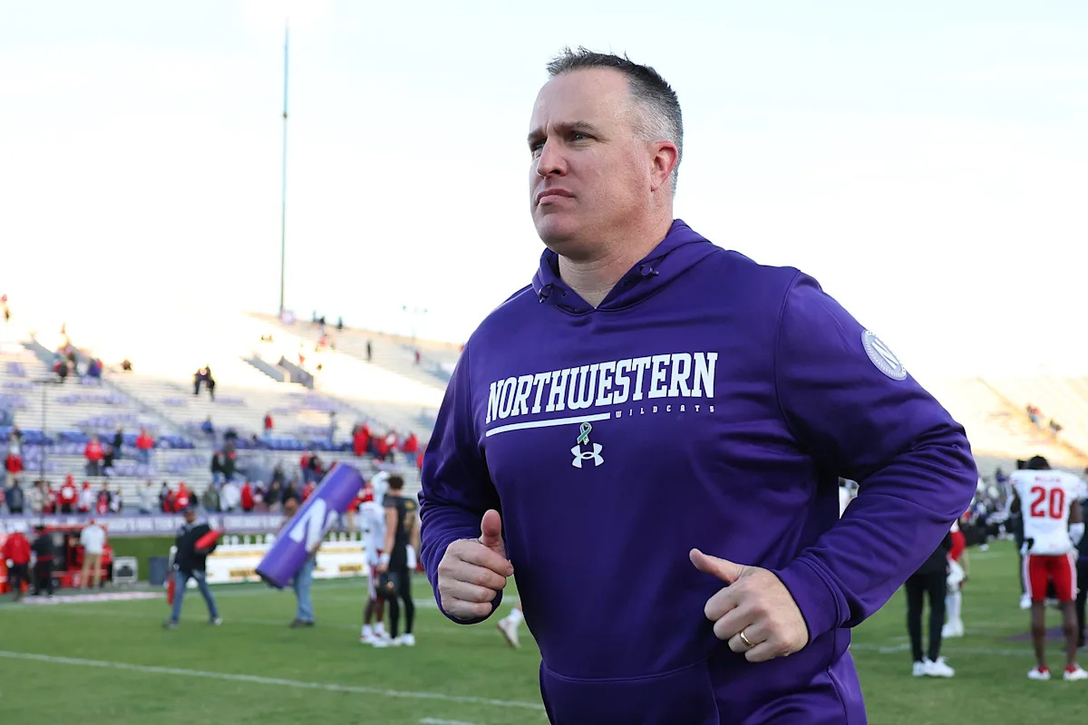 ¿Pat Fitzgerald candidato a entrenador de fútbol de Michigan State? que saber