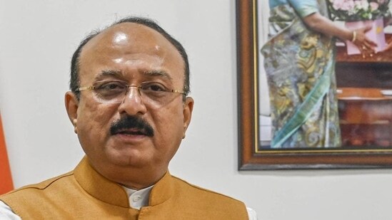 El gobierno de Delhi otorga reconocimiento a las escuelas privadas sin ayuda en áreas no conformes: Ministro de Educación Sood