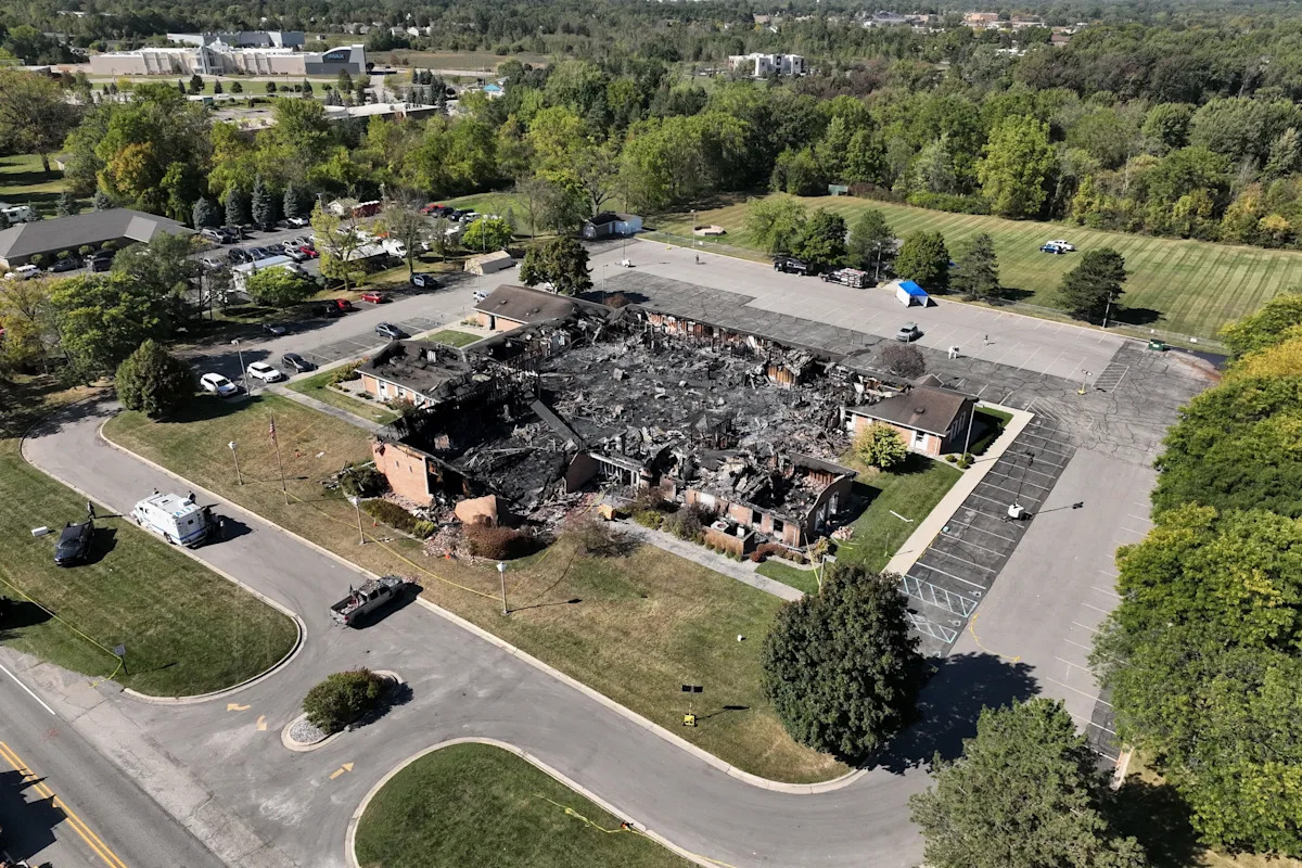 El FBI dice que el tirador que disparó en un ataque mortal a una iglesia de Michigan fue impulsado por el odio hacia la fe mormona