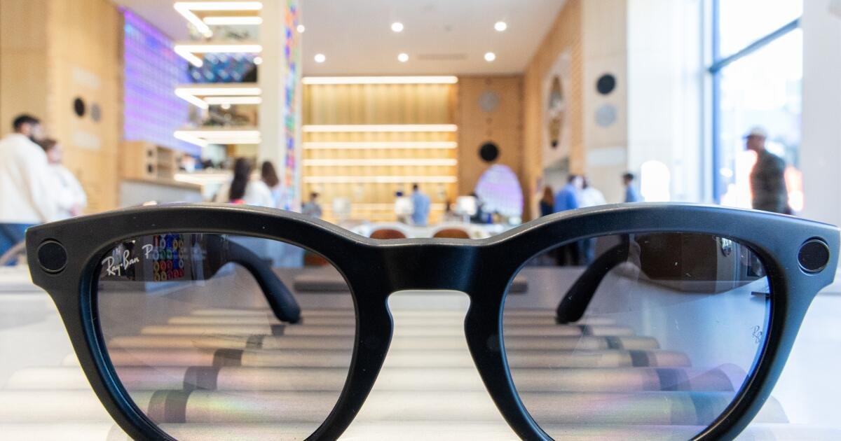 Meta abre una tienda en West Hollywood para exhibir gafas inteligentes y cascos de realidad virtual