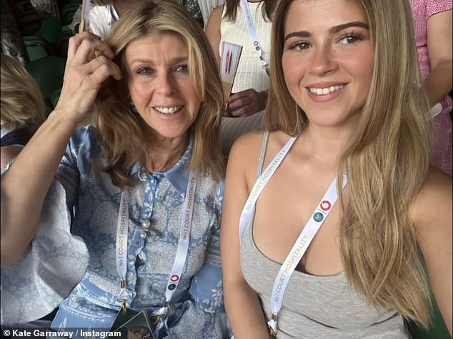 102129617-15414183-The_broadcast_journalist_58_took_to_Instagram_on_Sunday_to_share-a-2_176675010590.jpeg