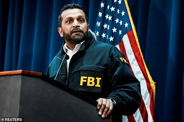 El explosivo dossier de 115 páginas de Kash Patel revela lo que los agentes del FBI realmente piensan sobre su jefe… y su epopeya después de emitir chaquetas de asalto para mujeres