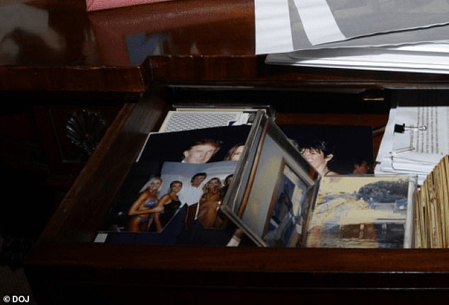 104912827-15404537-The_missing_files_which_were_available_Friday_contained_a_photo_-a-36_17663621956.jpeg