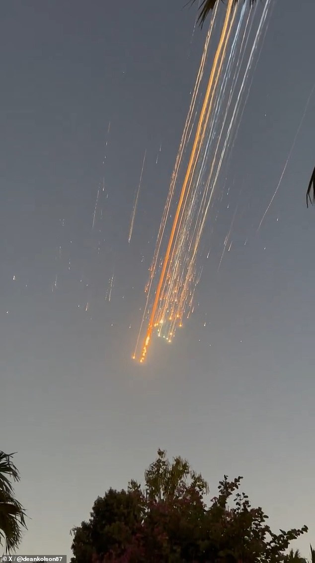 104916739-15403243-A_January_SpaceX_test_flight_that_was_destroyed_less_than_ten_mi-a-33_17662985906.jpeg