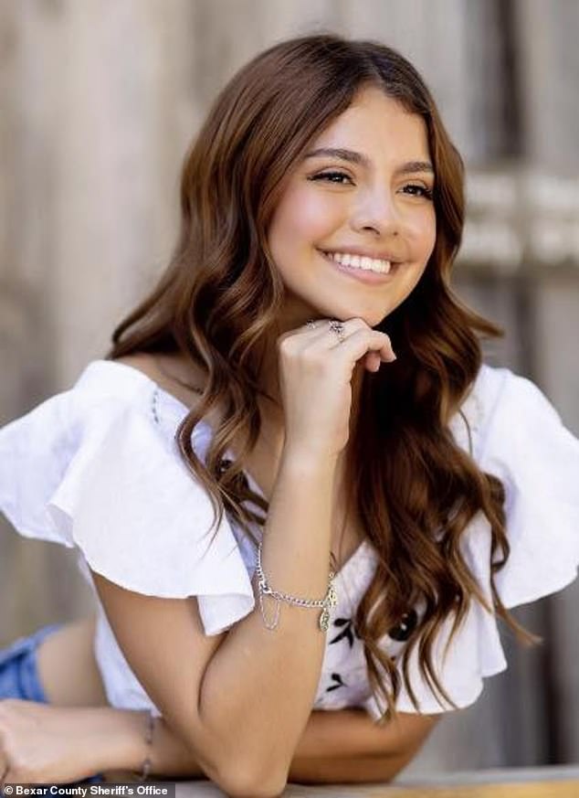 105037653-15415037-Camila_Mendoza_Olmos_is_19_years_old_and_lives_in_northwest_Bexa-a-2_176679280800.jpeg