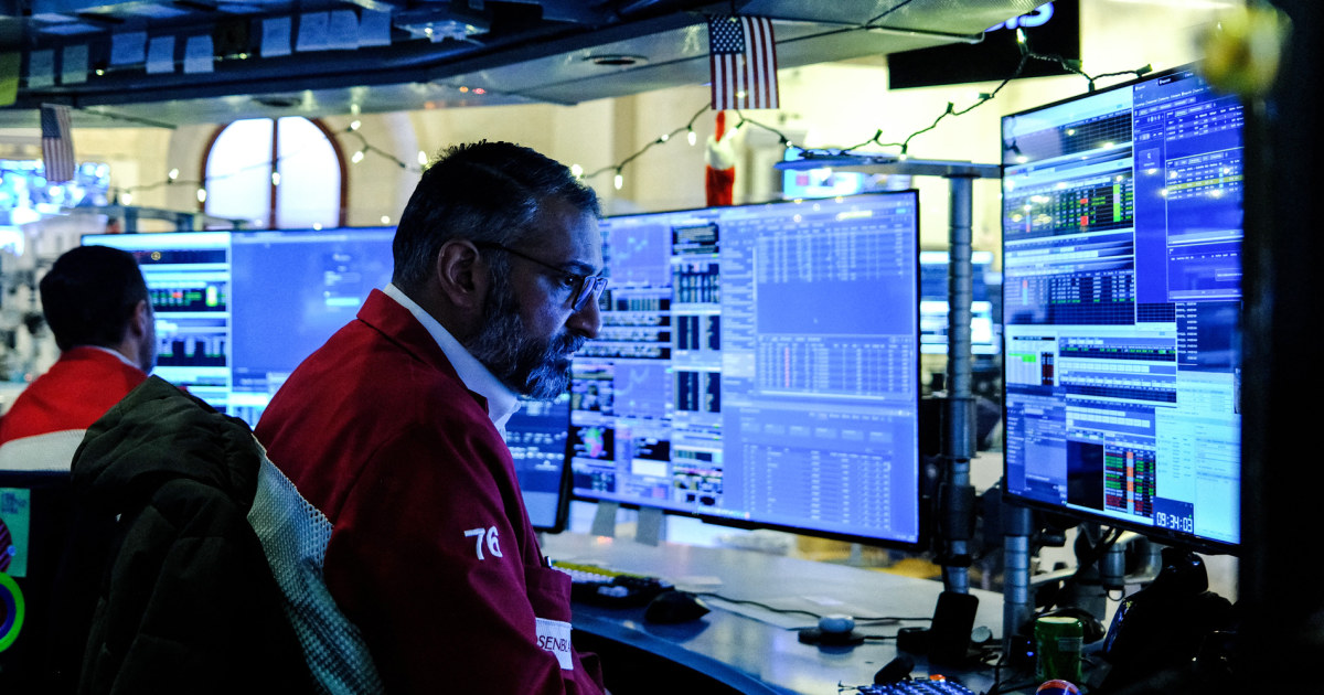 251217-new-york-stock-exchange-vl-1210p-f88e71.jpg