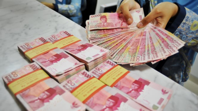 285547_ilustrasi-uang-rupiah_665_374.jpg