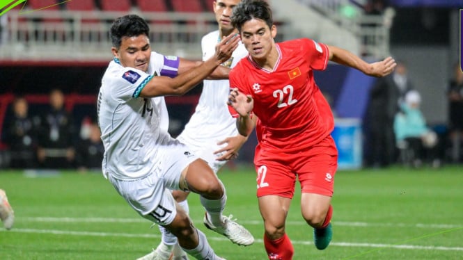 65aac59a8a898-asnawi-mangkualam-di-laga-timnas-indonesia-vs-vietnam_665_374.jpeg