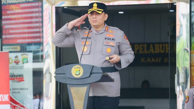67eb325264f39-kapolres-pelabuhan-tanjung-priok-akbp-martuasah-tobing_665_374.jpg