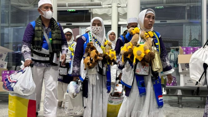 6870af7a252e7-jemaah-haji-indonesia_665_374.jpg