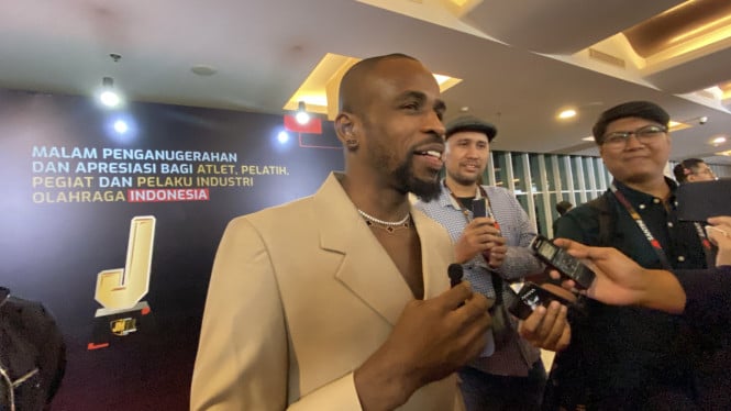 69445537844e8-mantan-pemain-timnas-indonesia-greg-nwokolo_665_374.jpeg