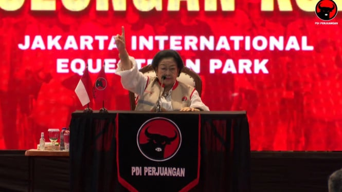 69451f6256fb9-ketua-umum-pdip-megawati-soekarnoputri_665_374.jpg