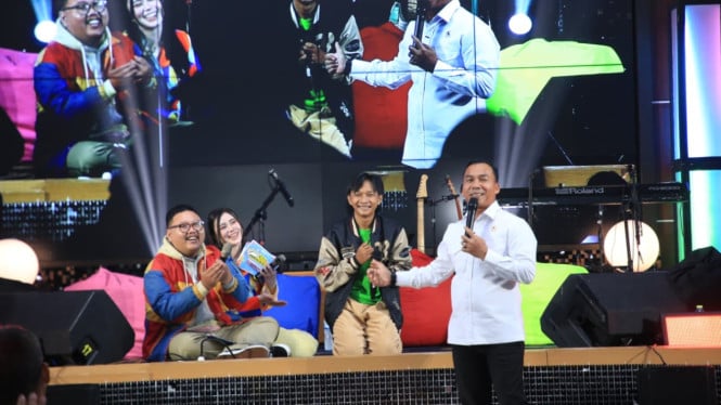 69452647908c0-kemendukbangga-gelar-festival-gen-z_665_374.jpg