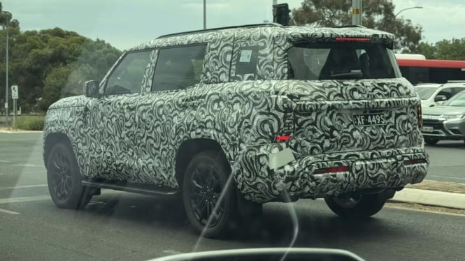 694ad3e8c54ef-mitsubishi-pajero-sport-baru-tertangkap-kamera_665_374.jpeg