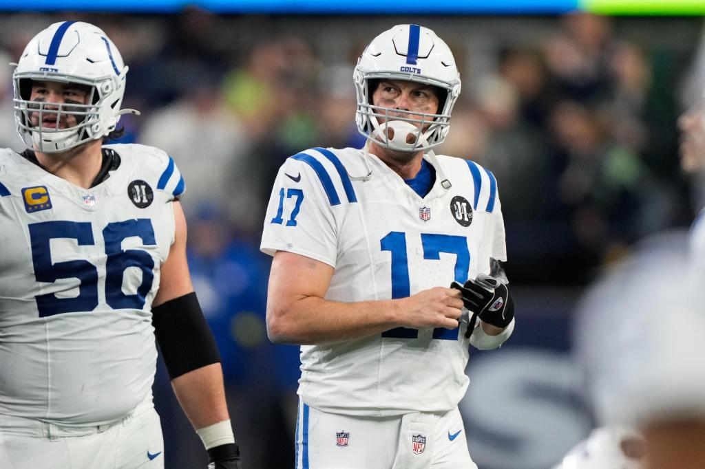Colts_Seahawks_Football_87698.jpg