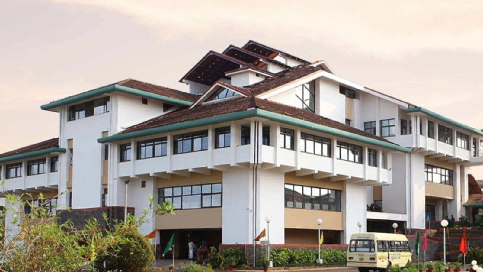 IIM-Kozhikode-campus-image-via-X.jpg