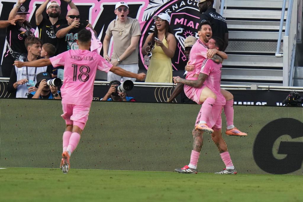 MLS_Cup_Soccer_66173.jpg