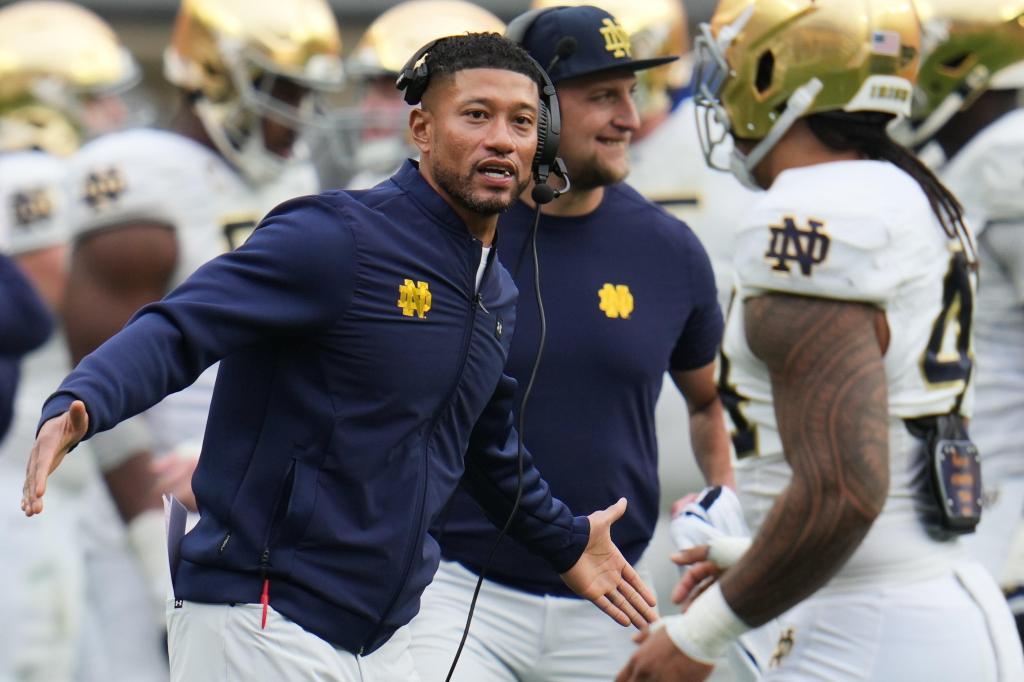 Notre_Dame_Pittsburgh_Football_84668-1.jpg