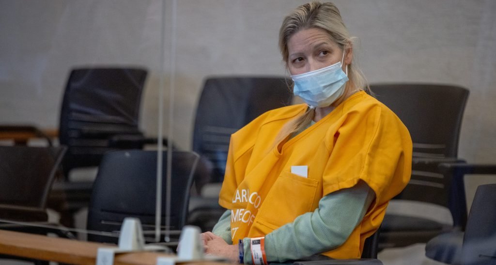 Mamá juzgada por el escándalo de una fiesta adolescente en Los Gatos habla