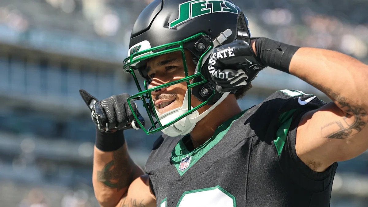 Allen Lazard no renunció a la indemnización por despido para asegurar su liberación