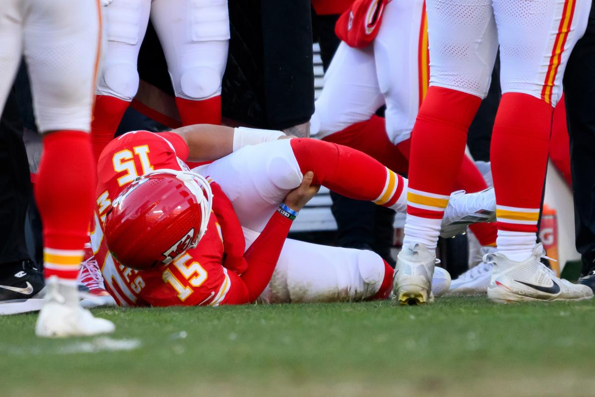 kansas-city-chiefs-quarterback-patrick-117350741.jpg