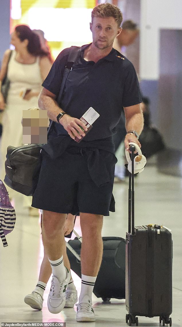 105392487-15450875-A_handful_of_England_s_stars_have_flown_home_after_yet_another_d-m-40_17680038598.jpeg