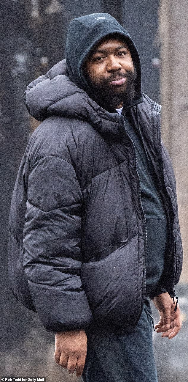 105486183-15461027-Badejo_arrives_at_Inner_London_for_the_start_of_his_trial_while_-m-31_17683388776.jpeg