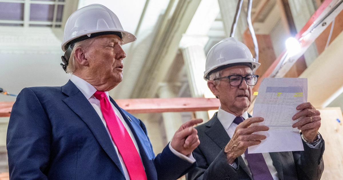 260112-donald-trump-jerome-powell-gk-666679.jpg