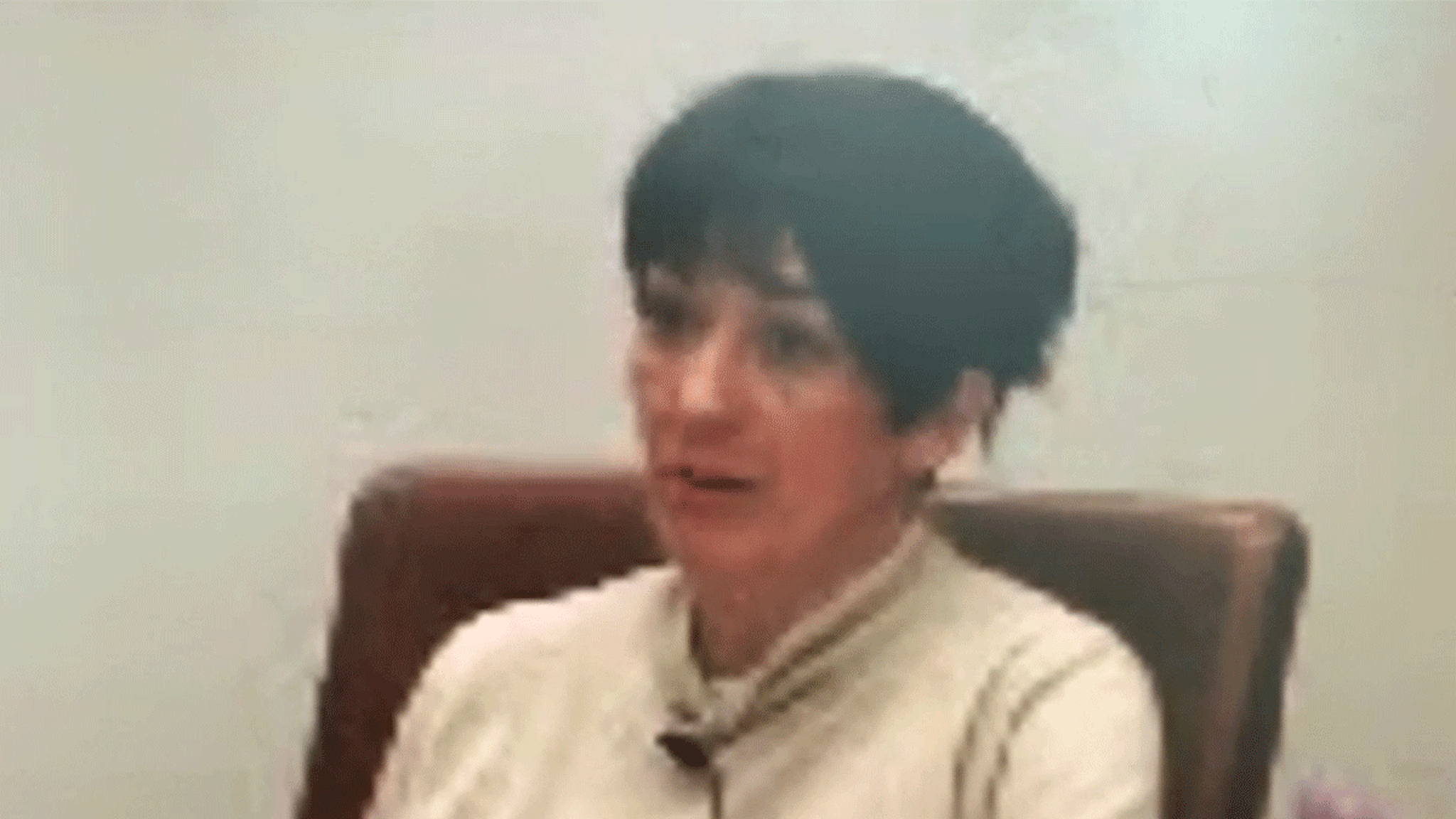 Ghislaine Maxwell canaliza a Jeffrey Epstein en una desafiante declaración en video
