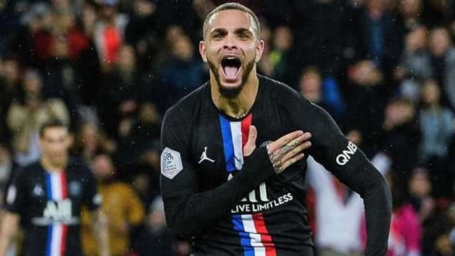 5eb278463c449-layvin-kurzawa_665_374.jpg