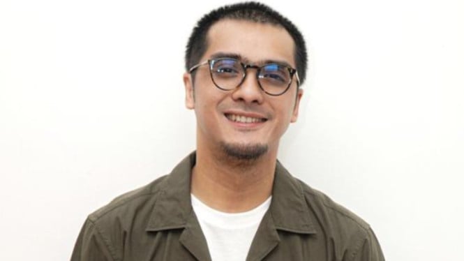 646395174f8ec-ricky-harun_665_374.jpg