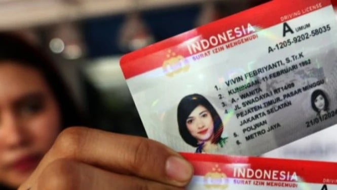 6626a3fb2bfa2-surat-izin-mengemudi-atau-sim_665_374.jpg