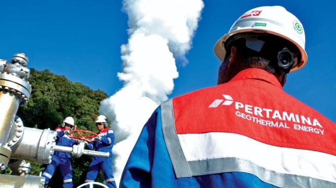 666a3ef975019-sepanjang-tahun-2023-pertamina-mencatatkan-laba-total-sebesar-7-27-triliun_665_374.jpg
