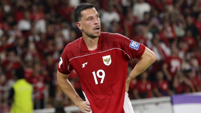 6841cf7abd042-thom-haye-indonesia-vs-china-di-kualifikasi-piala-dunia-2026_665_374.jpg