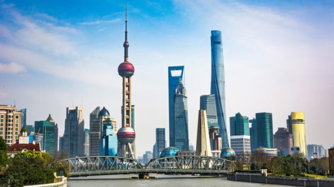 692856561fb99-ilustrasi-modernisasi-di-china_665_374.jpg
